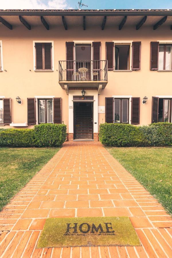 B&B Esclusivo, Nel Cuore Del Monferrato Asti Buitenkant foto
