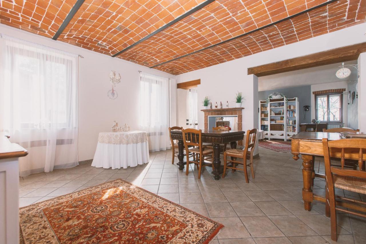 B&B Esclusivo, Nel Cuore Del Monferrato Asti Buitenkant foto